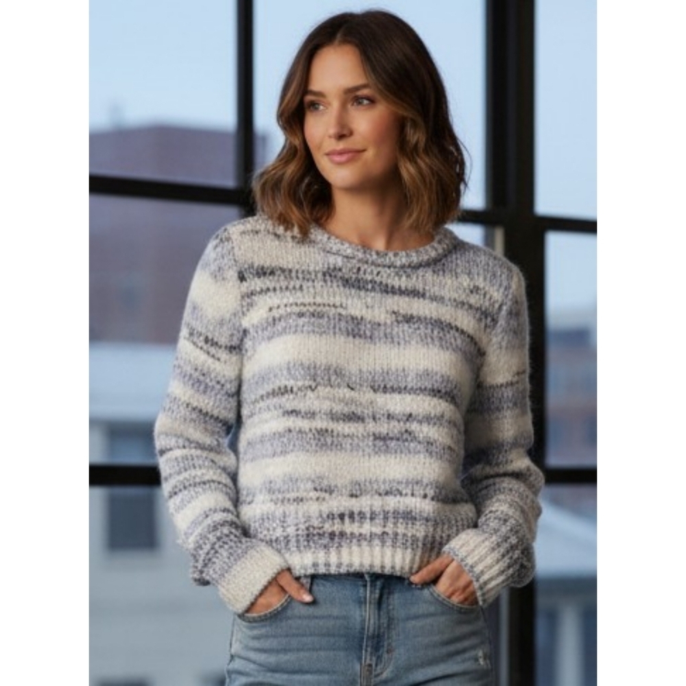 Wild Fable spacedye Crop Pullover sweater Blue & White Size XXL